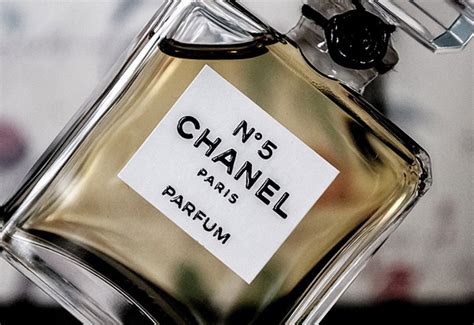 chanel no 5 ingredients|chanel no 5 price.